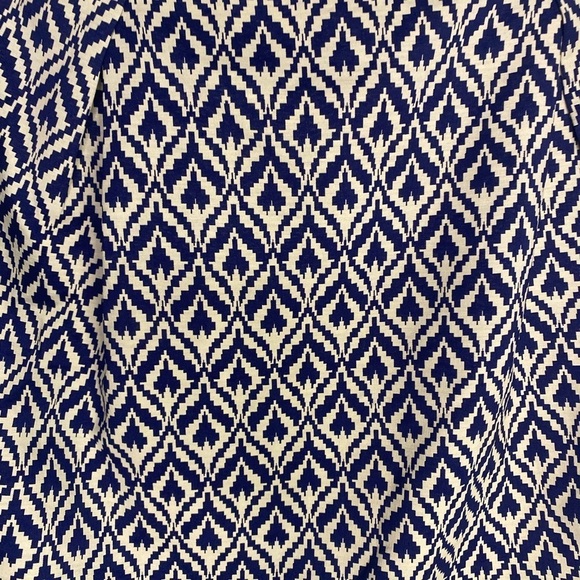 J Crew Ikat Blue and White Pleated Skirt With Pockets Size 10 Office Preppy - Picture 2 of 12